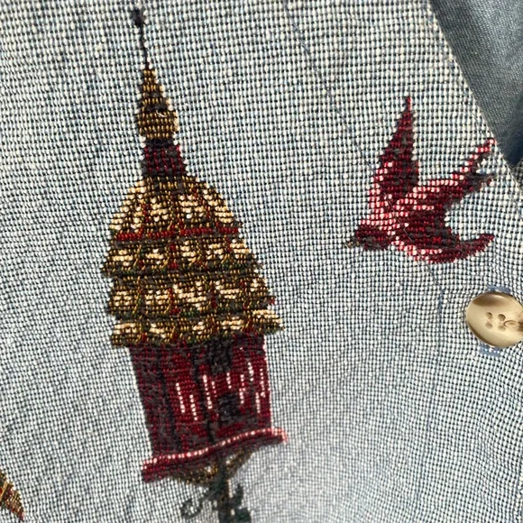 Vintage Orvis women’s medium Chic Denim Vest with Embroidered Birdhouse Design - Picture 3 of 8